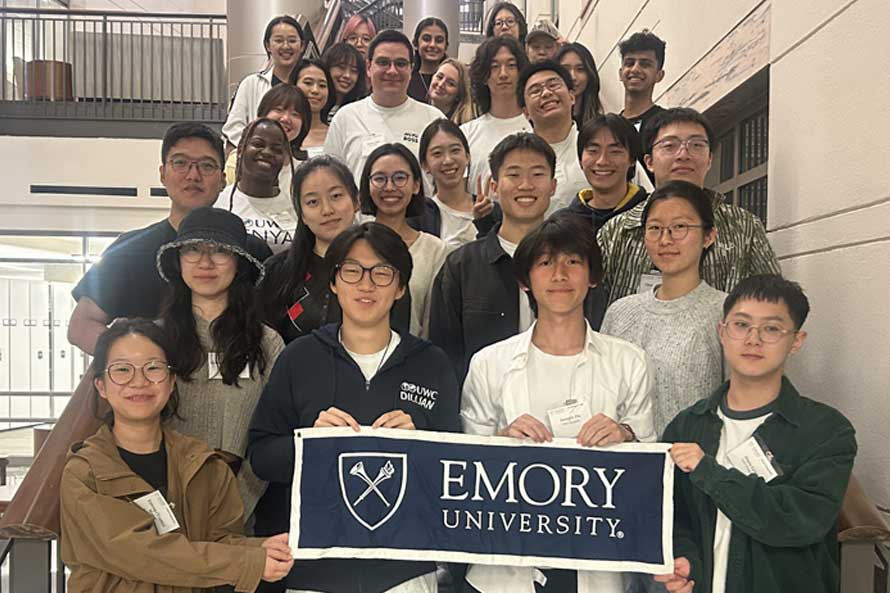Davis United World College Scholars